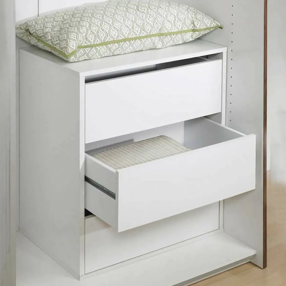 Cassettiera in legno bianca 61x117h cm - Aaron
