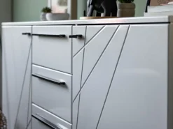 Credenza Bianco Nero 2 Ripiani un Cassetto 116x35x78h cm, 3 Ante - Djanet