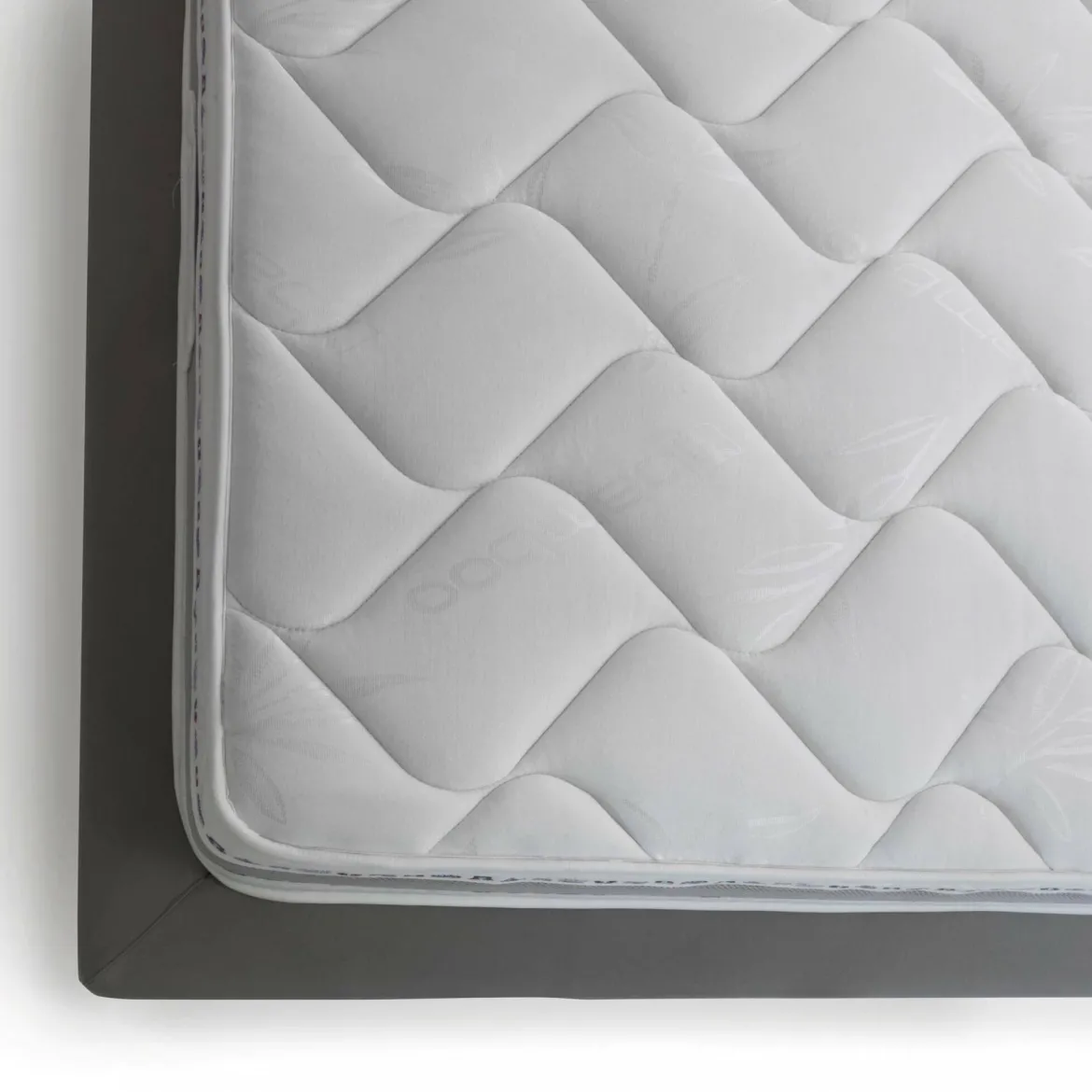 Materasso comfort specifico 1/2 piazza 140x190 in Memory Foam sfoderabile - Aghi